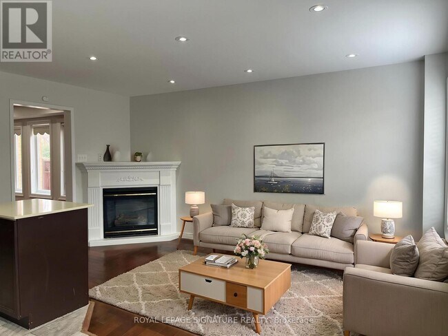 Photo - 3819 Allcroft Rd