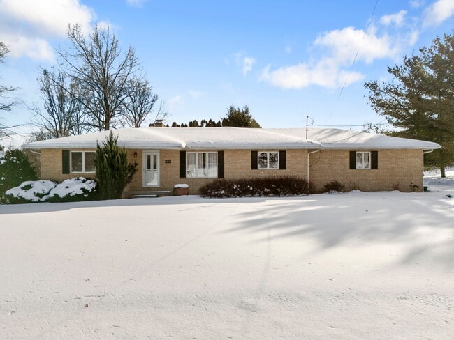 Photo - 1914 Raber Rd