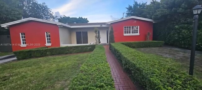 Building Photo - 1601 SW 83rd Ave Rental