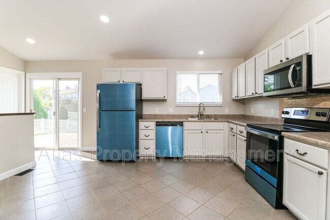 Photo - 805 Whisper Creek Ct