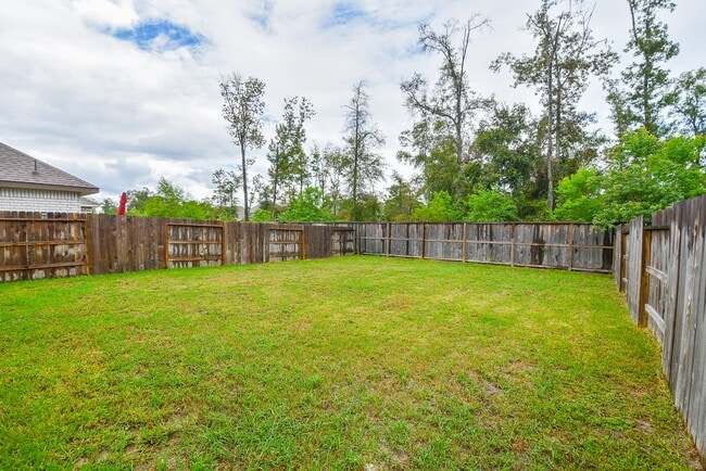 Building Photo - 22707 Bolanzo Ln