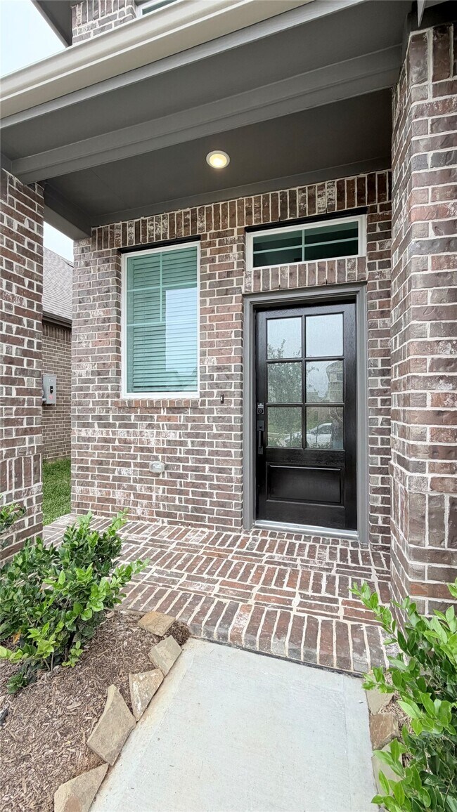 Photo - 2323 Garden Arbor Ln