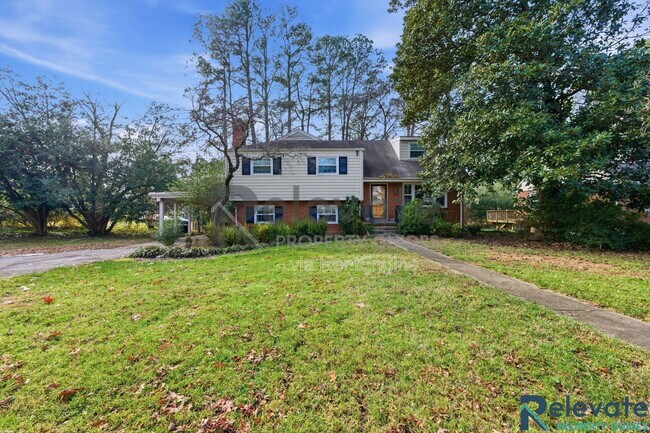 Photo - 8903 Freestone Ave