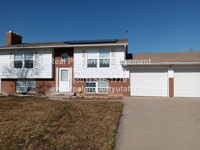 Photo - 4 Bedroom 2 Bath House in Layton