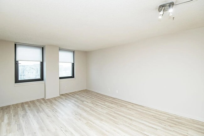 Photo - Condo for Rent