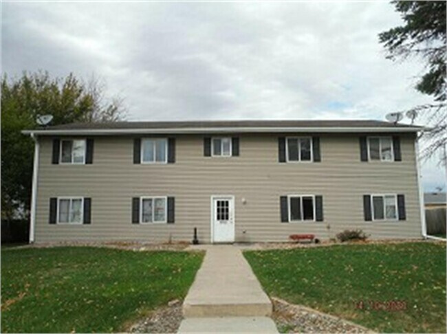 Exterior of 1713 Mamie Eisenhower - 1713 Mamie Eisenhower Ave Unit 1717