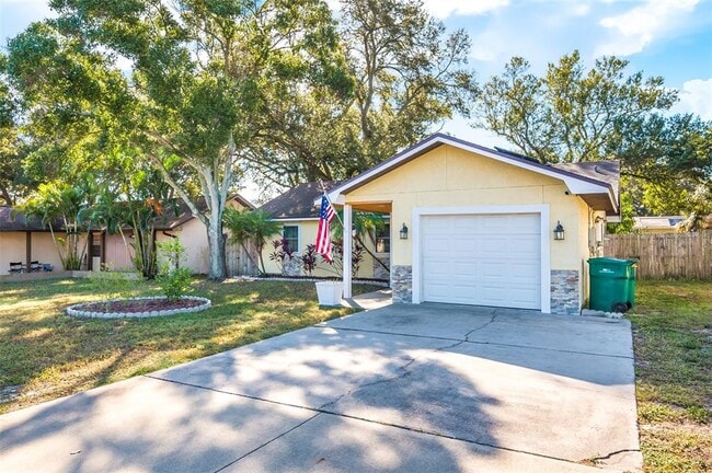 Photo - 11414 Walsingham Rd