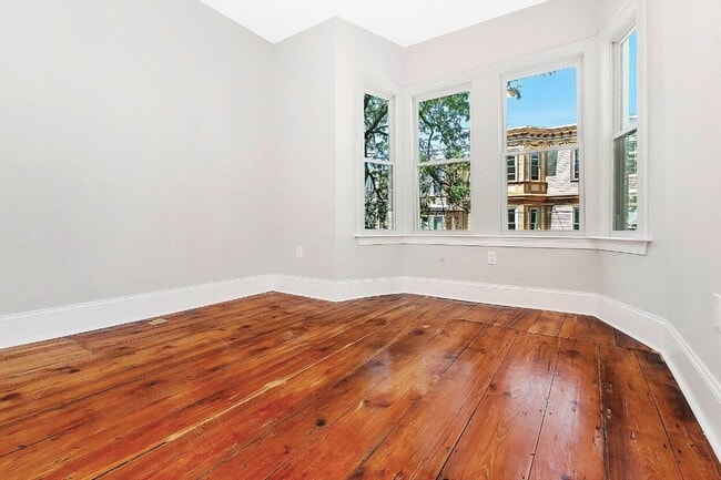 Building Photo - 85 Webster St Unit 3