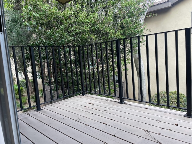 301 N San Dimas Canyon Rd Unit 83
