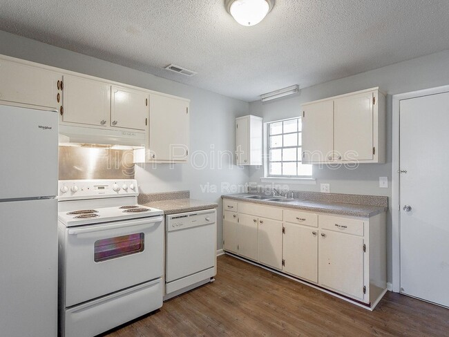 Building Photo - 125 Swafford Rd Unit B