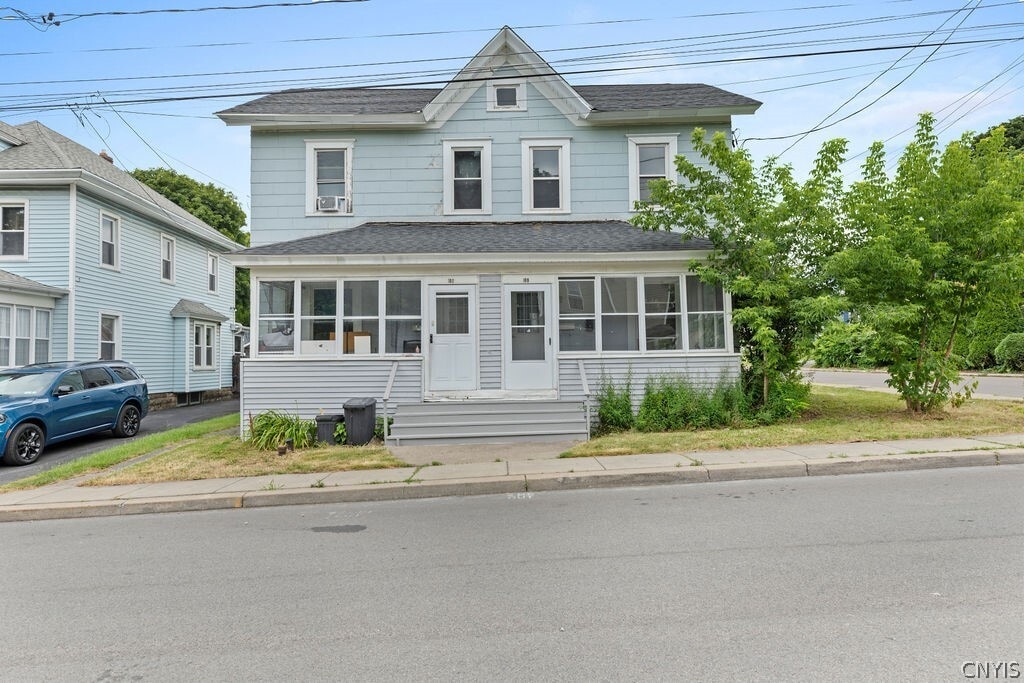 Photo - 107 Center St
