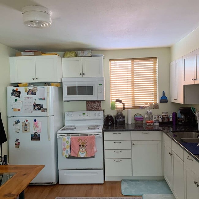 Building Photo - 955 Smith Ln