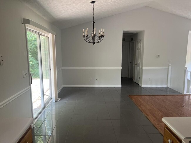 Photo - 297 Kenway St