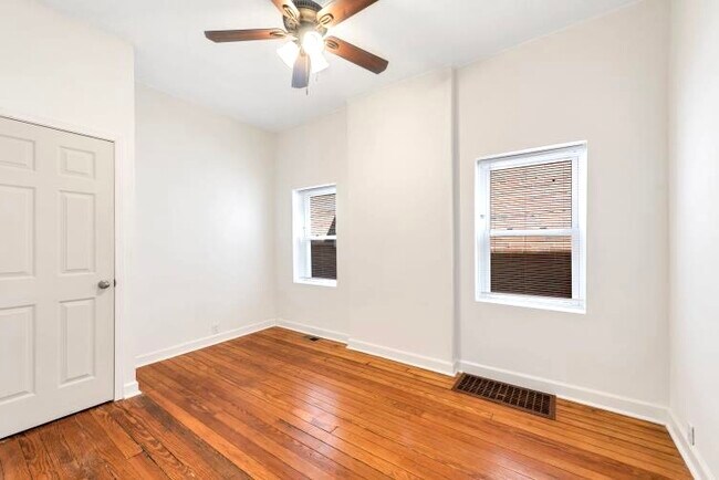 2nd Bedroom - 5618 S Magnolia Ave