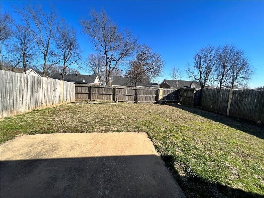 Photo - 650 Appleridge Dr