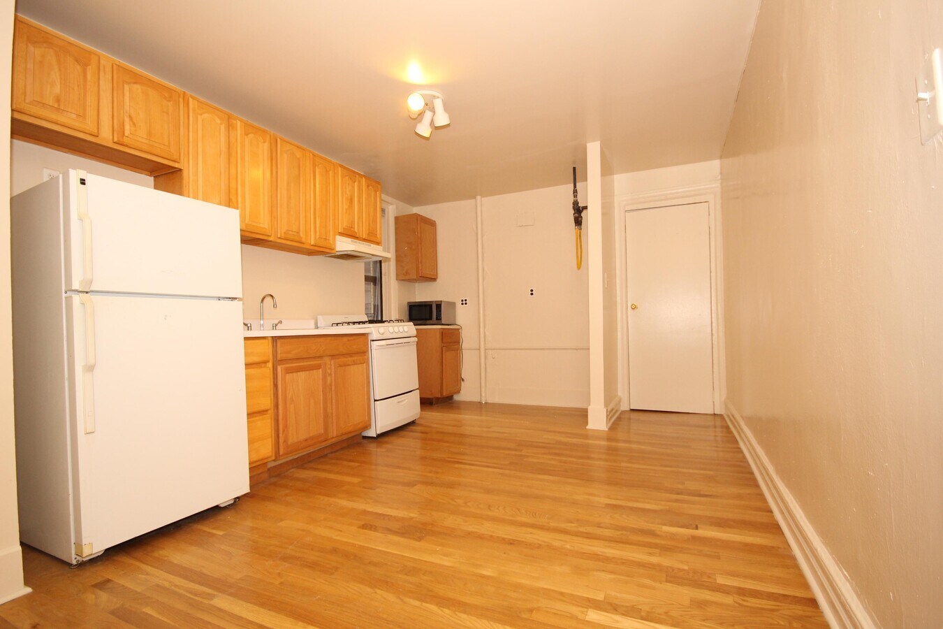 Photo - 69 Tiemann Pl