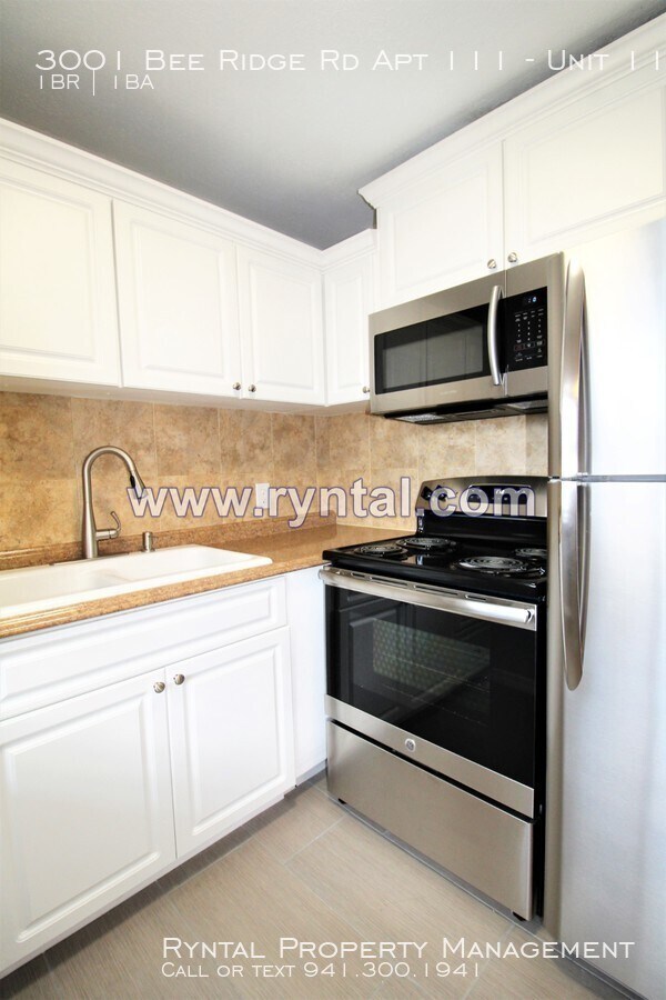 Photo - 3001 BEE RIDGE Rd