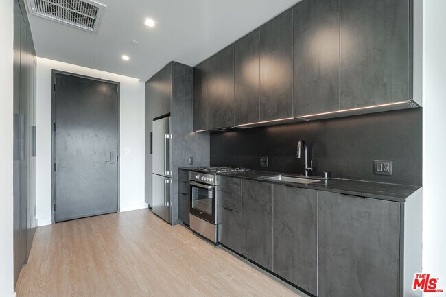 Photo - 3688 Overland Ave Unit 322