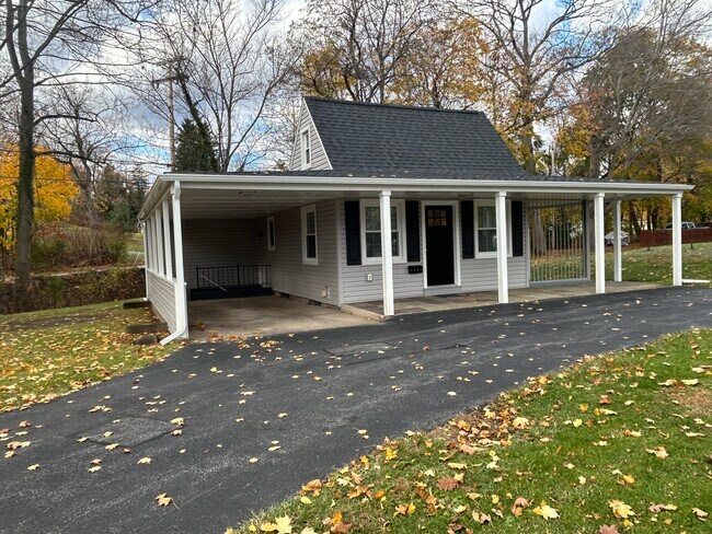 Photo - 5404 Oak Ave