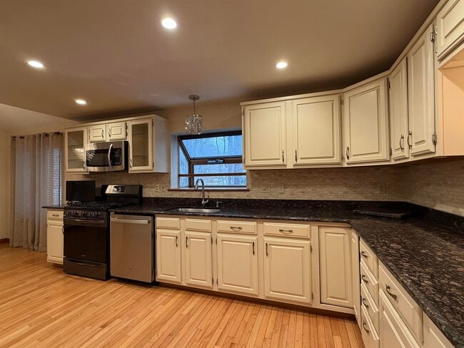 Photo - 17 Bayberry Dr