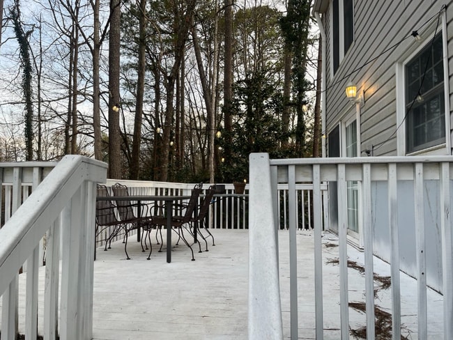 Photo - 210 Pinehurst Ln