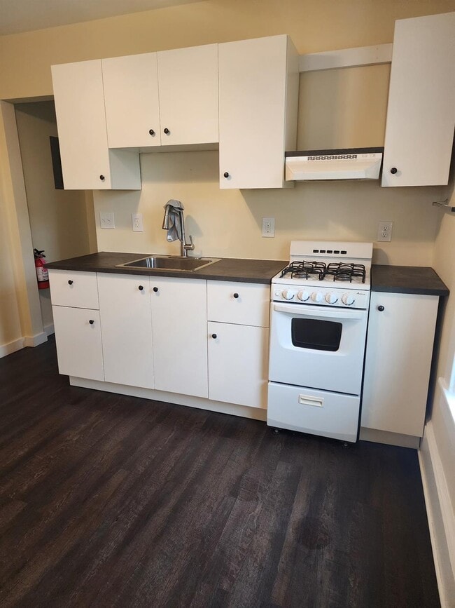Photo - 114 E Main St Unit 2