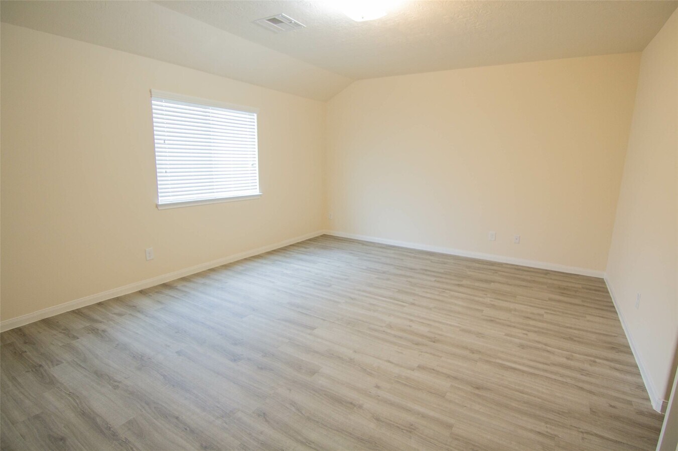 Photo - 6239 Brenwood Cir