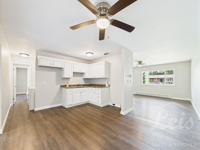 Photo - 1473 Skylark Dr