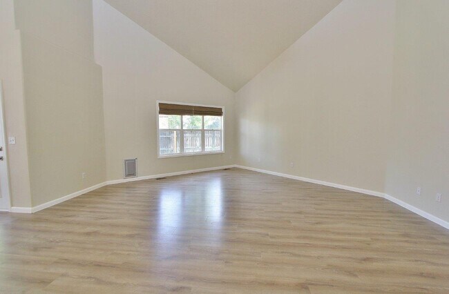 Photo - 2610 N Shoveler Way Casa