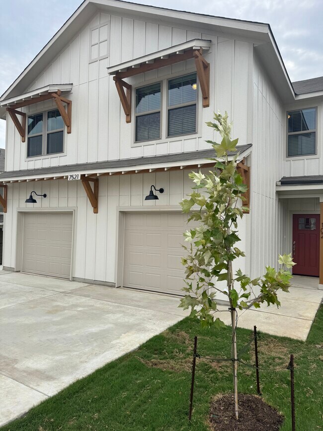 Photo - 7521 Briarwood Pass