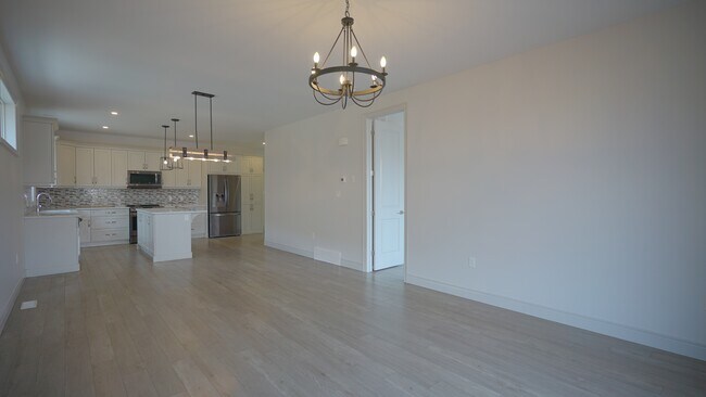 Photo - 89 Sanders Crescent