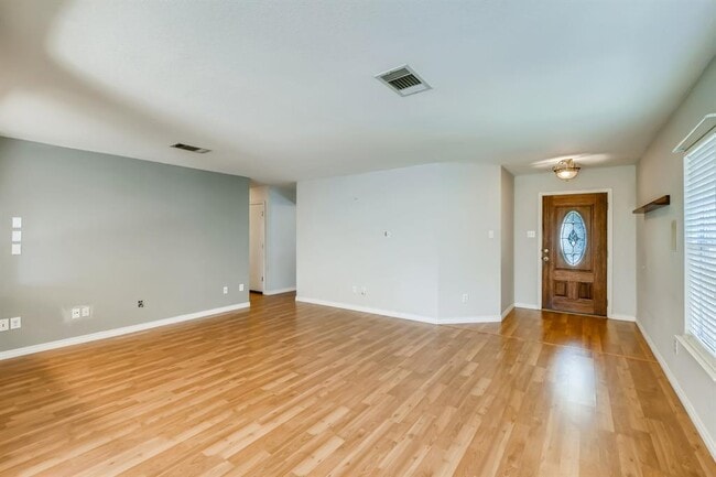 Photo - 303 Bello Dr