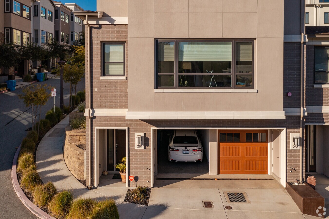 Entrada - Summit 800