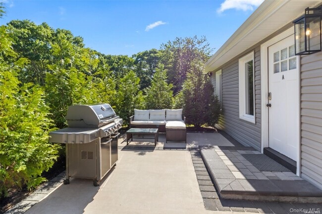 Photo - 25 Peters Ln Unit A