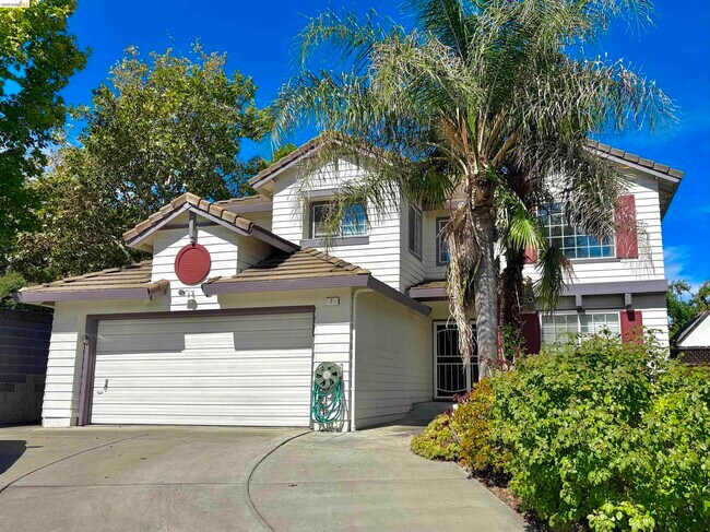 Building Photo - 7 Goldmeadow Ct