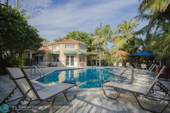 Photo - 791 N Pine Island Rd