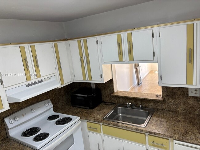 Photo - 12035 NE 2nd Ave Unit A421