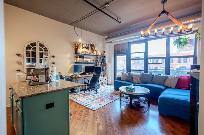 Photo - 849 N Franklin St Unit 716