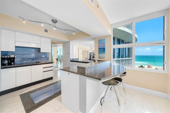 1500 Ocean Dr Unit 702