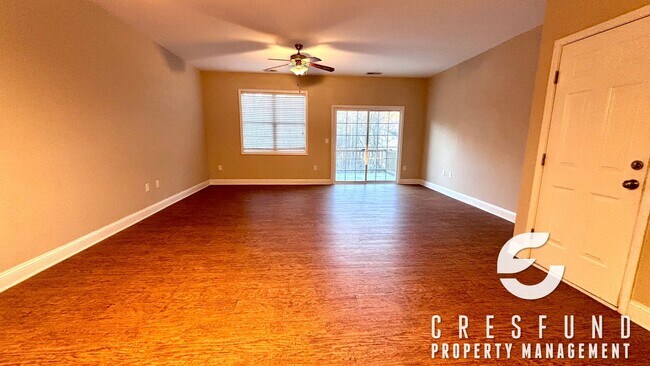 Photo - 2 BED, 2 BATH TOWNHOME WITH GARAGE AVAILABLE NOW!!!!!!!!!