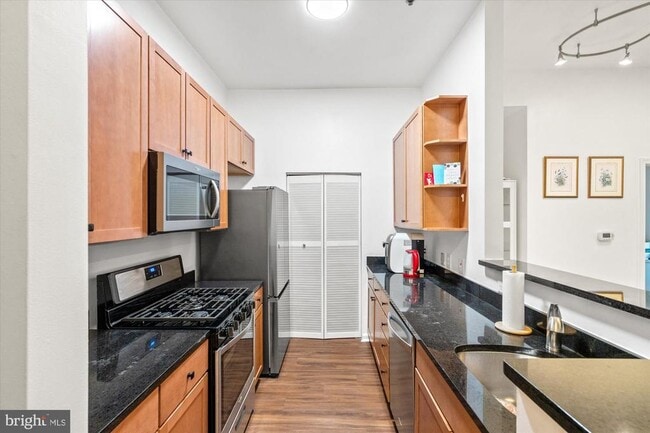 Photo - 309 Holland Ln Unit 104
