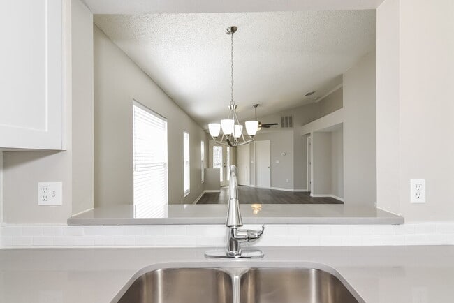 Photo - 22649 St Thomas Cir