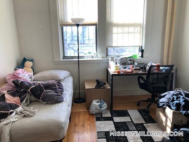 Building Photo - 16 Copenger St