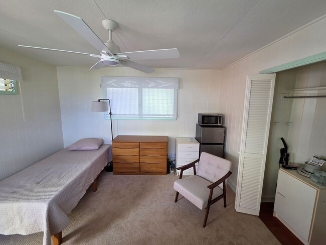 Photo - Charming Furnished room for rent with Private Entrance | Wilhelmina Rise