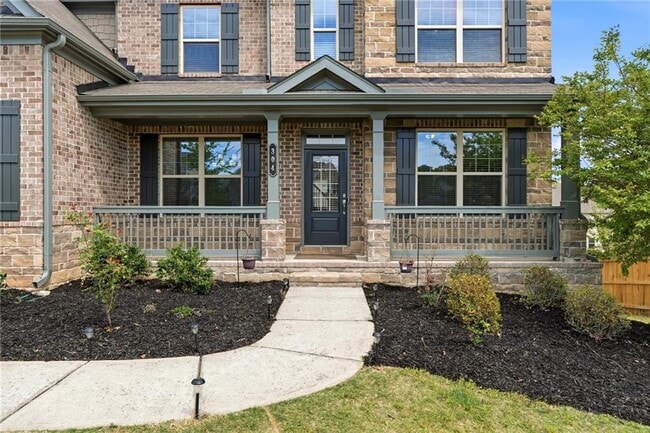 Photo - 304 Cochin Dr