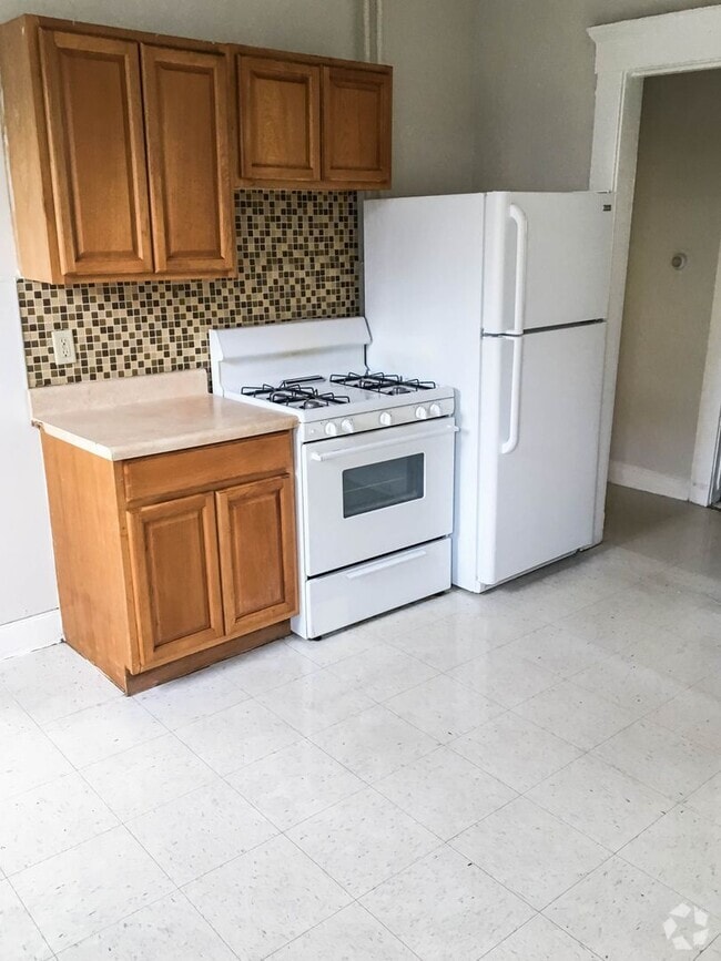 Building Photo - 10 Unit 3 Rental