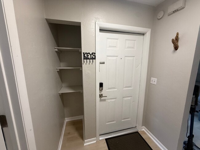 Photo - 3811 SW 28th Terrace