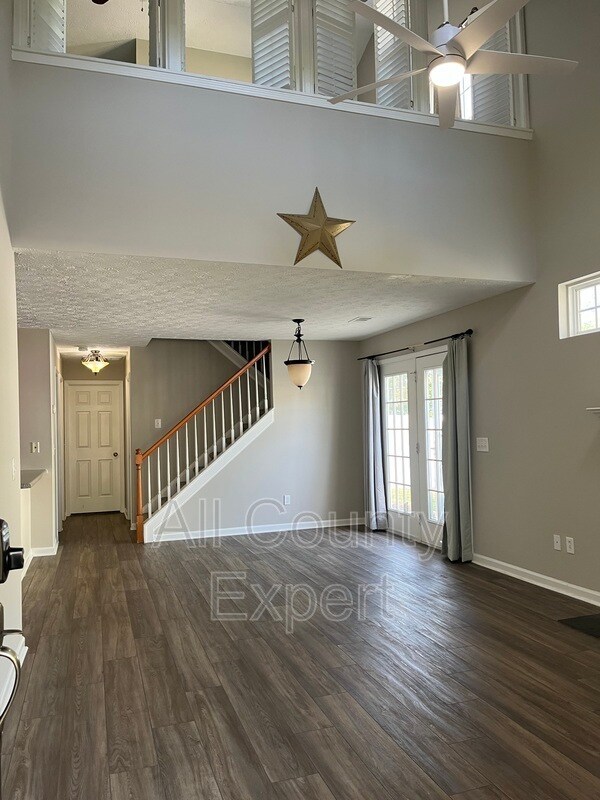 Photo - 5480 Mountain Top Pl