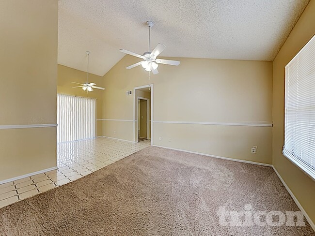 Photo - 18815 N 45th Dr