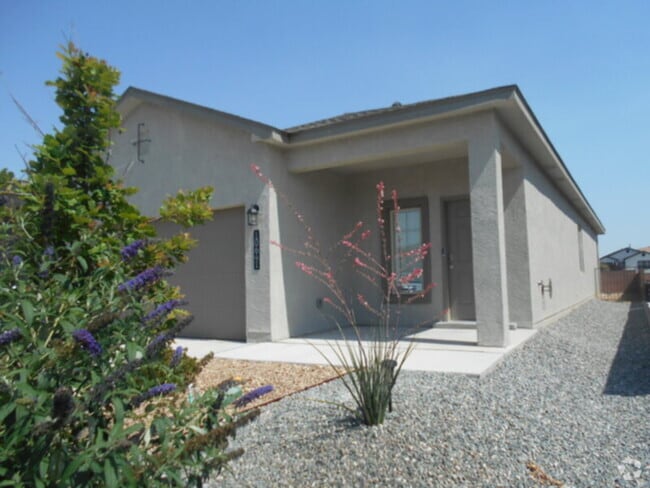 Building Photo - Valedon Rental